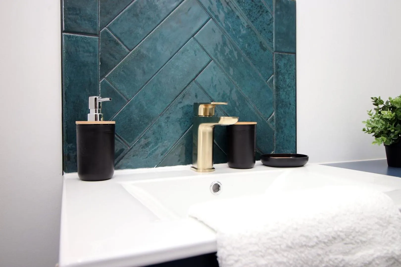 Vibrant 2Br In Central Cardiff | Wifi 0*,  United Kingdom