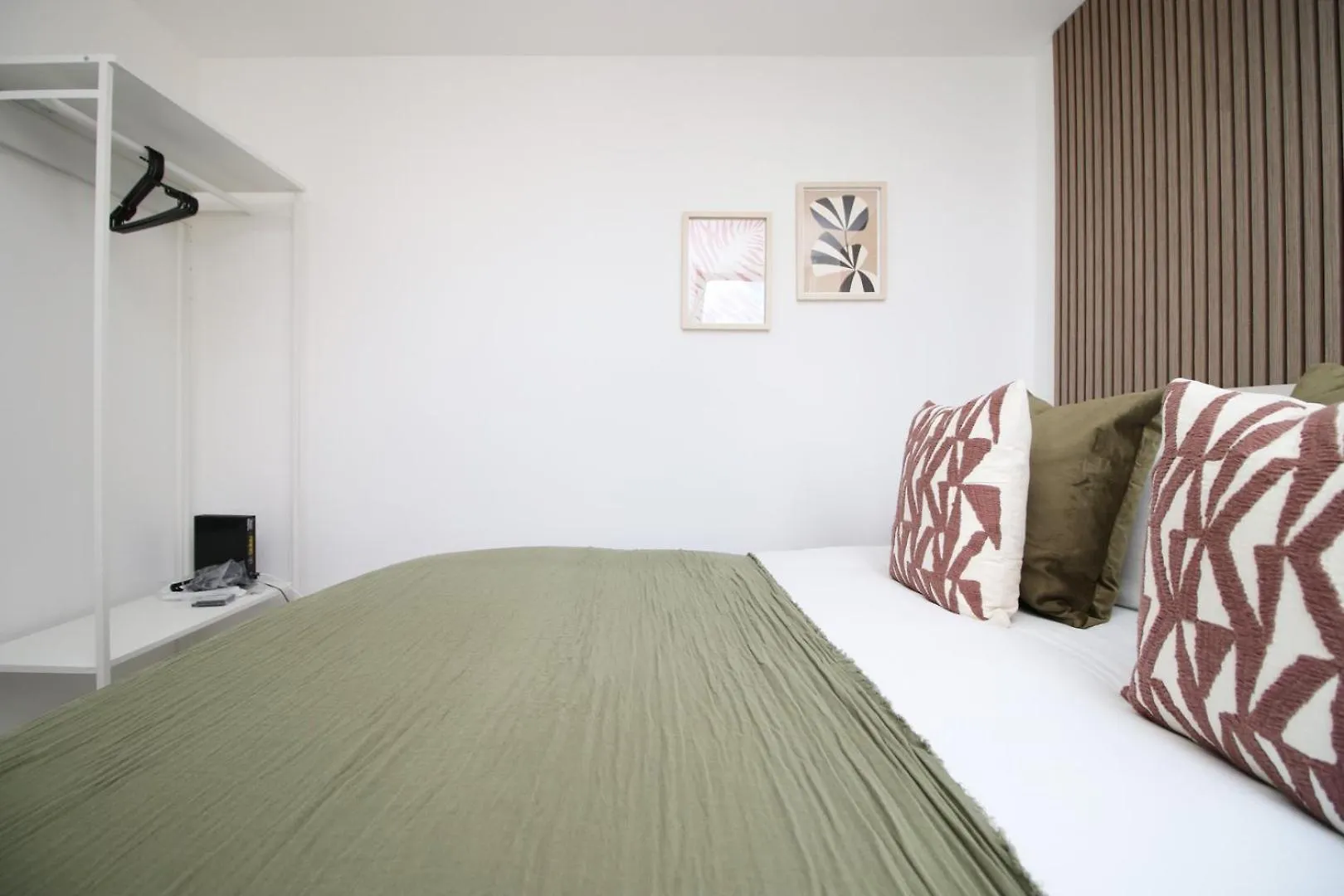 Vibrant 2Br In Central Cardiff | Wifi 0*,