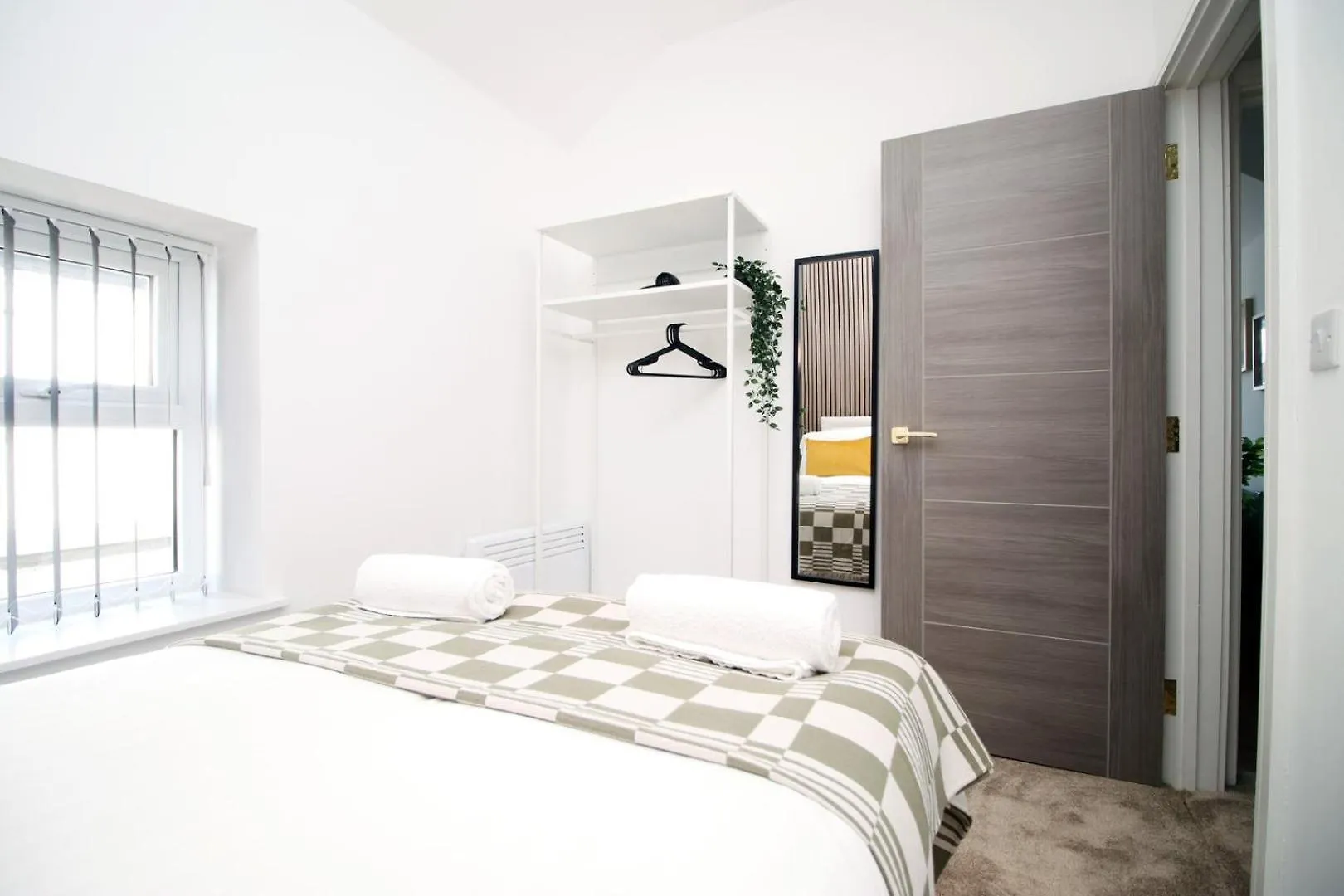 Vibrant 2Br In Central Cardiff | Wifi 0*,