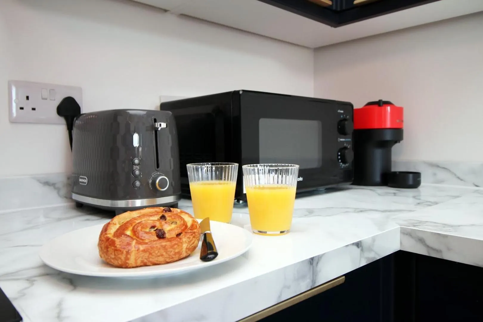 Vibrant 2Br In Central Cardiff | Wifi Egyesült Királyság
